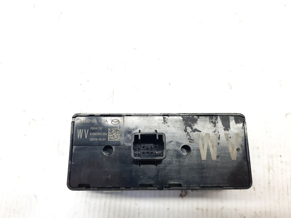 3 Блок кнопок торпеди Mazda 3 2014-2018 BASD66170A Mazda 3 6 3 Блок кнопок торпеди Mazda 3 2014-2018 BASD66170A Mazda 3 6