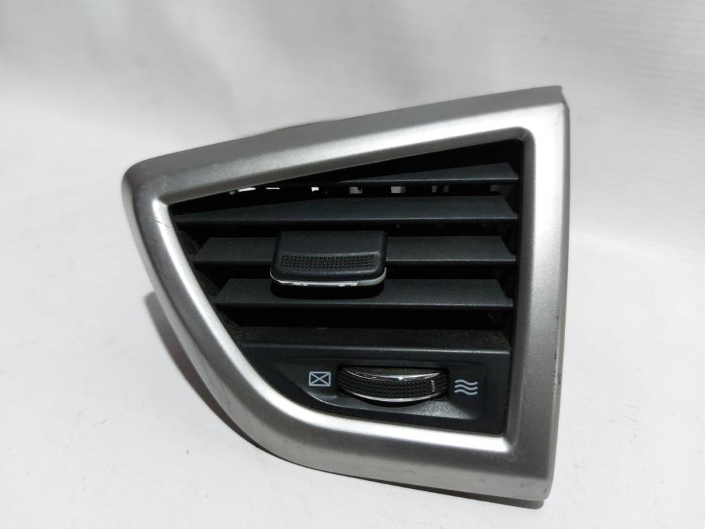 Veloster. Решітка повітроводу торпеди права Hyundai Veloster 2012-2017 97490-2V000-RDR Hyundai Veloster