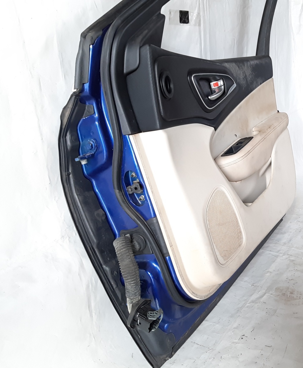 200 Двері передні права Chrysler 200 2015-2017 68248176AC Chrysler 200 24