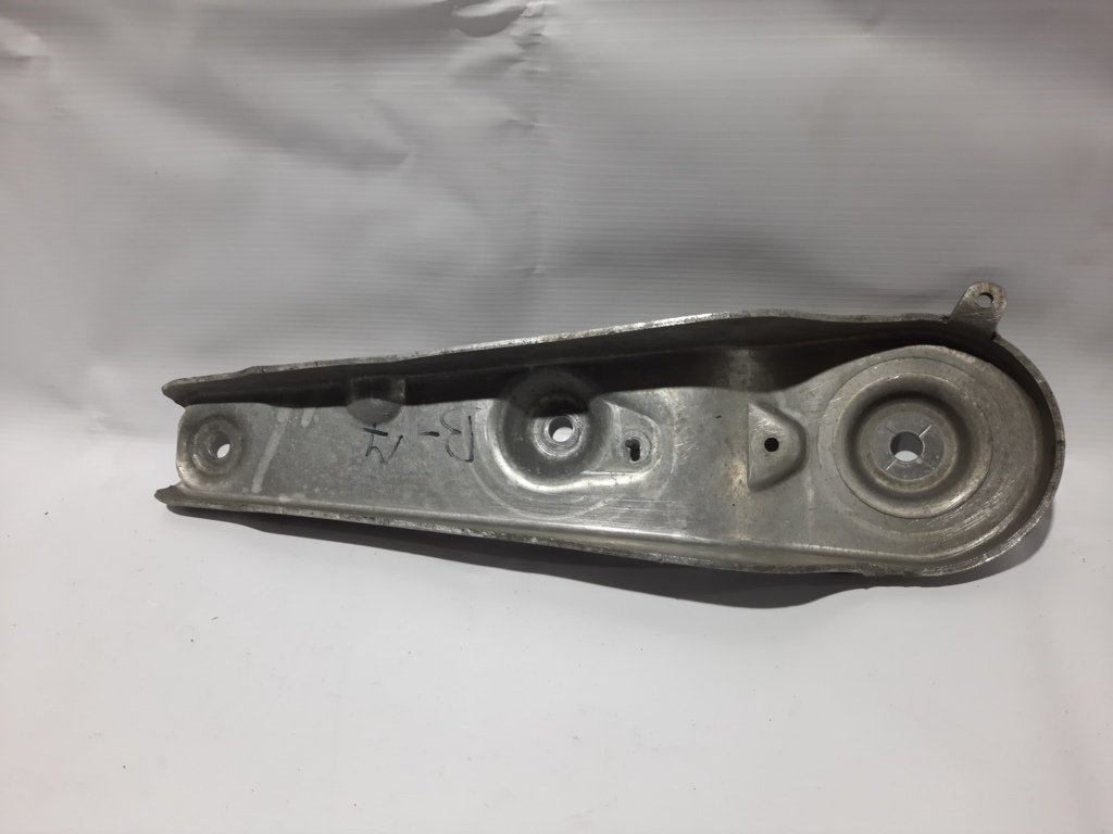 7 series Тяга реактивна права BMW 7 2012 33326775874 BMW 7 2