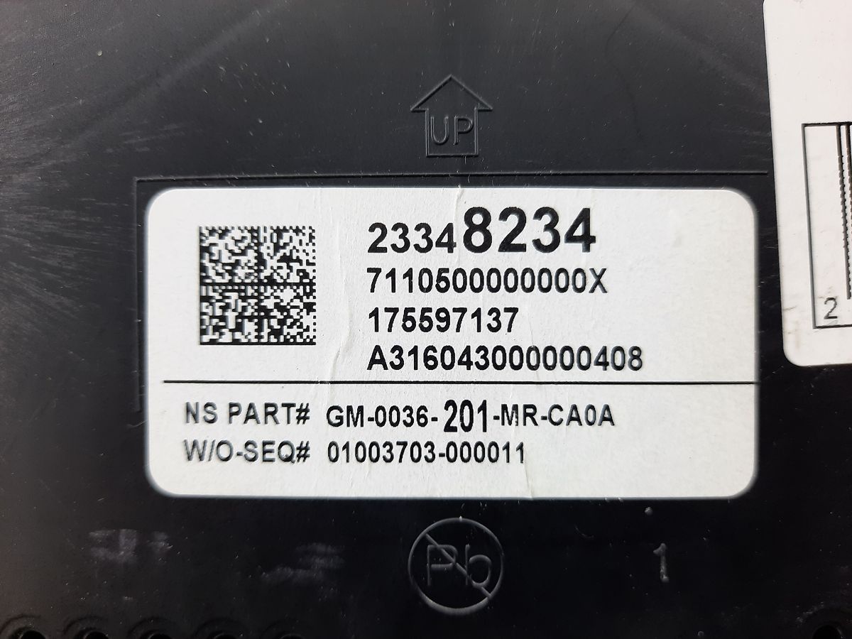 Regal Панель приладів Buick Regal 2016 39062623 Buick Regal 4