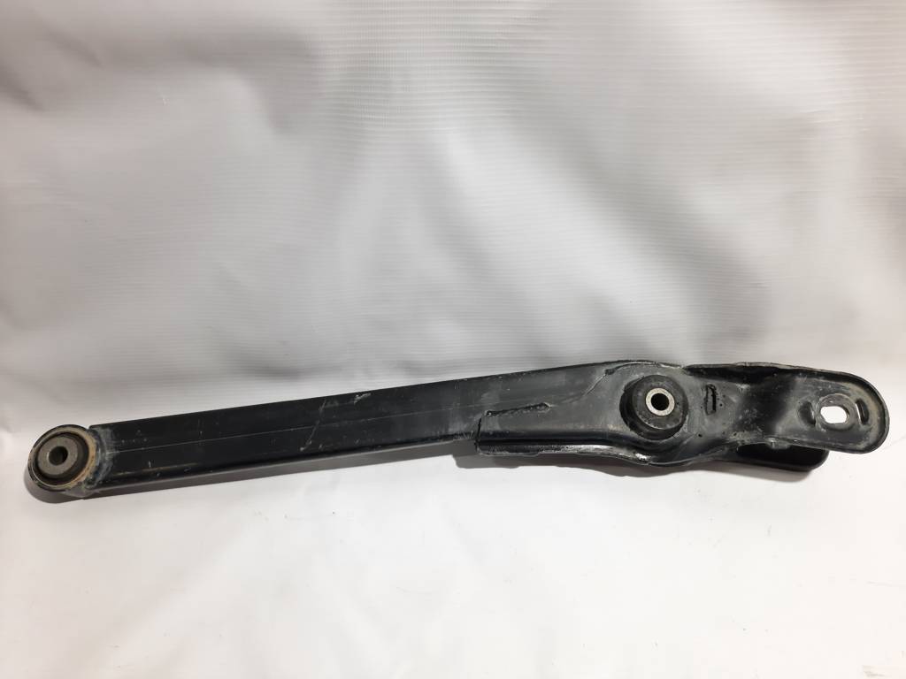 Dart Рычаг задний левый/правый нижний Dodge Dart 2013-2019 68080590AE Dodge Dart 80