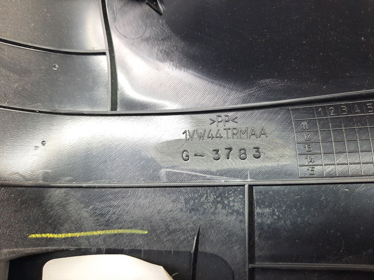 Dart Задняя отделка багажника Dodge Dart 2013-2019 1SW40DX9AA Dodge Dart 9