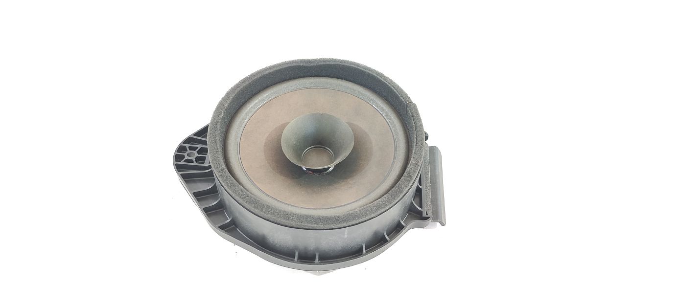 Malibu. Динамик двери перед/зад правой Chevrolet Malibu 2013-2016 23262114 Chevrolet Malibu
