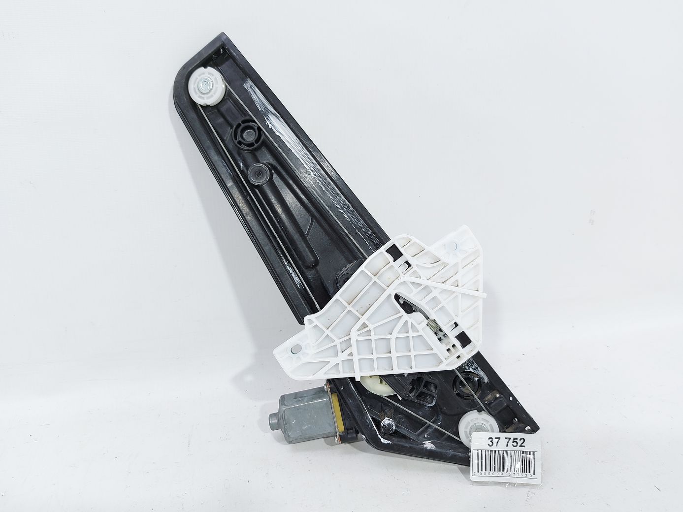 Veloster. Склопідйомник дверей задньої правої Hyundai Veloster 2012-2017 834022V000 Hyundai Veloster Veloster. Склопідйомник дверей задньої правої Hyundai Veloster 2012-2017 834022V000 Hyundai Veloster