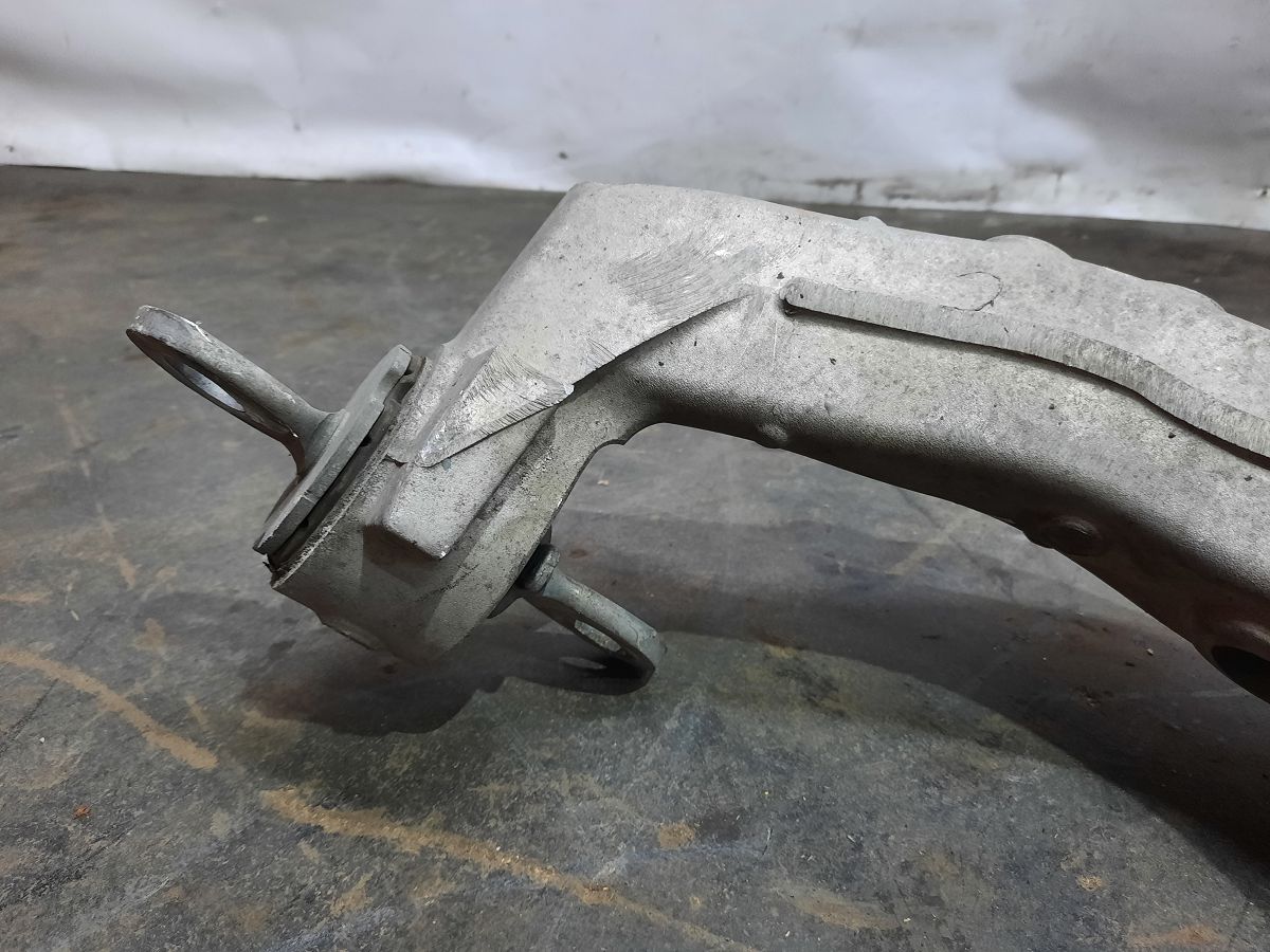 Dart Поворотний кулак задній правий ступиця Dodge Dart 2013-2014 68172480A Dodge Dart 3