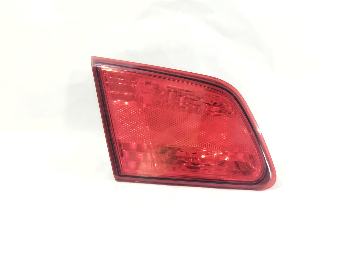Legacy. Ліхтар кришки багажника лівий Subaru Legacy 2010-2014 84912AJ03A Subaru Legacy