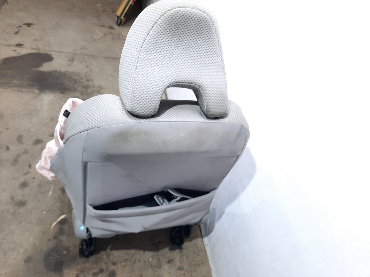 Insight Сидение водителя Honda Insight 2010-2014 81526TM8A02 Honda Insight 7