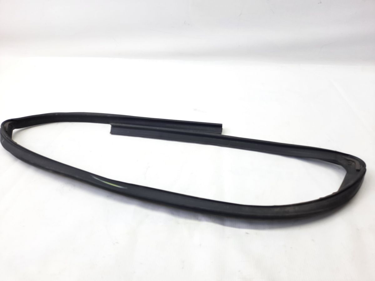 Journey Направляющая резинка стекла двери передней левой Dodge Journey 2009-2020 5076871AF Dodge Journey 2