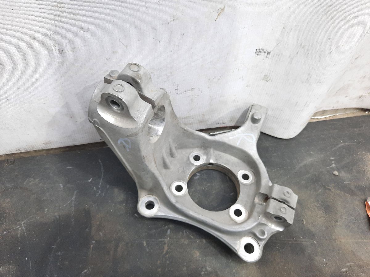 Dart Поворотный кулак передний правый Dodge Dart 2013-2019 68080585AD Dodge Dart 5