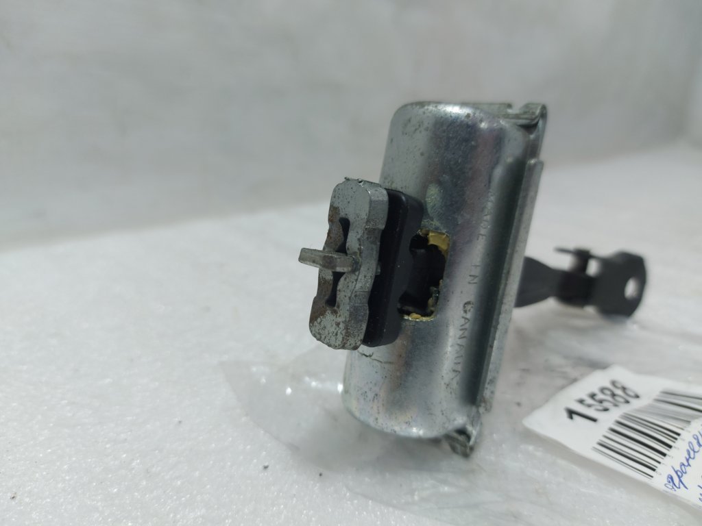 Dart Обмежувач дверей передньої правої Dodge Dart 2013-2019 68082442AG Dodge Dart 5