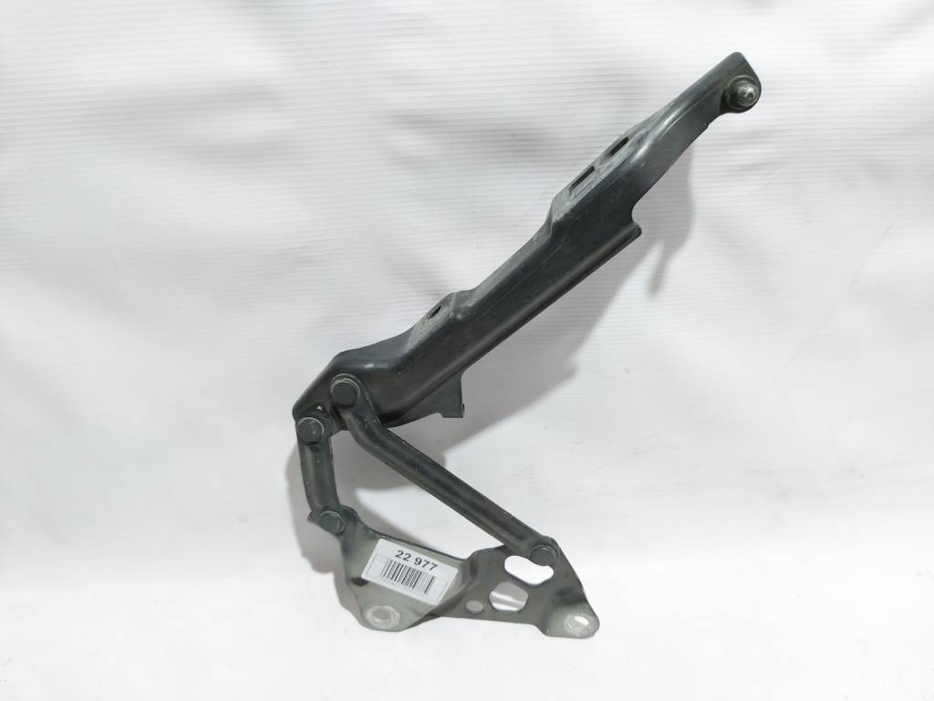 Ats Петля капота права Cadillac ATS 2013-2019 22868253 Cadillac ATS 14