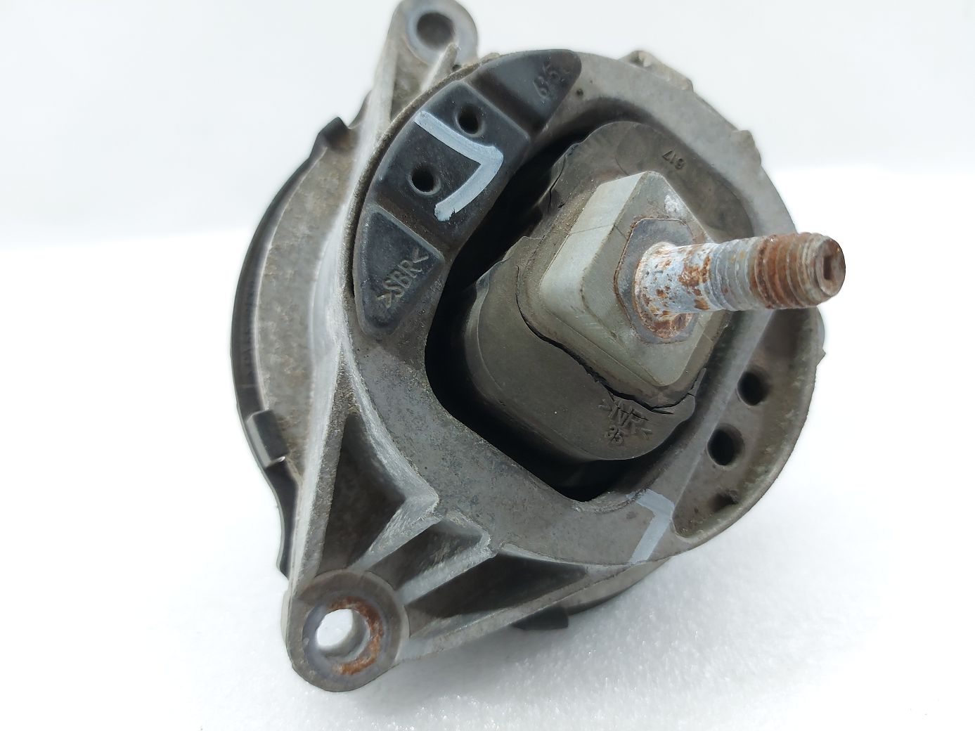 328i xdrive Подушка двигателя правая BMW 328i xDrive 2013-2016 22116856184 BMW 328i xDrive 3