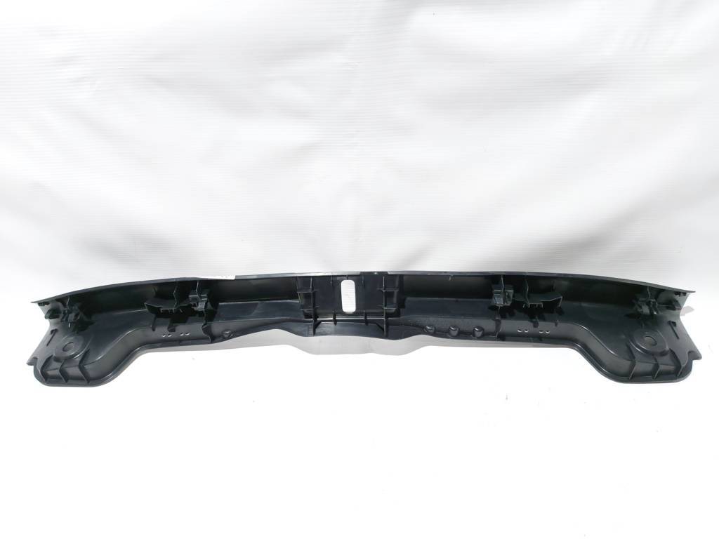 Prius c Накладка задней панели багажного отделения Toyota Prius C 2012-2019 6471652190C0 Toyota Prius C 3