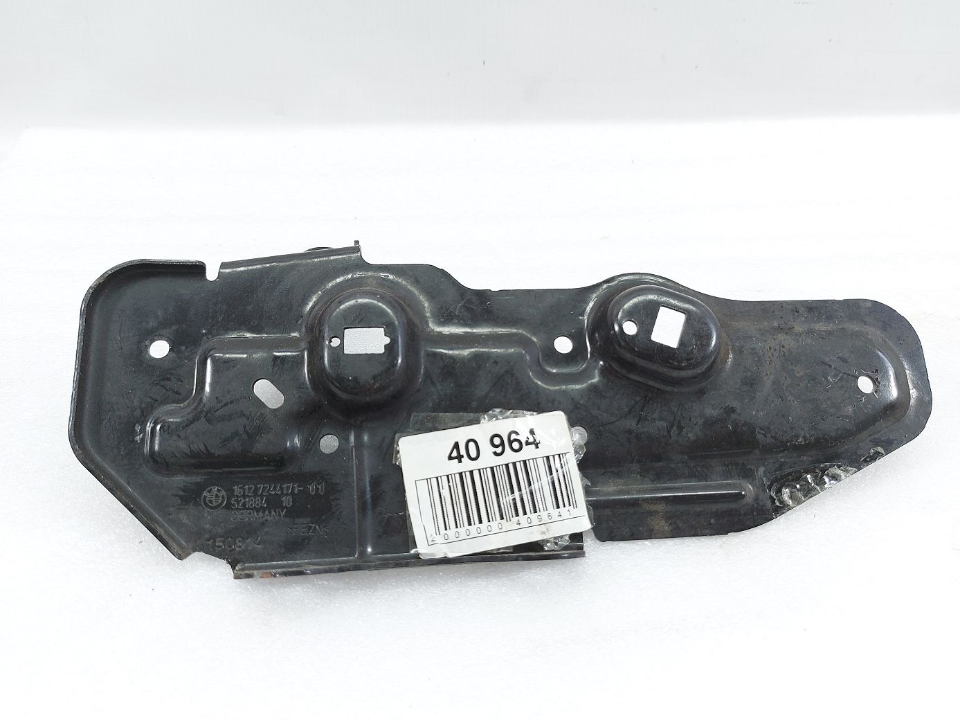 328i xdrive. Захисний кожух паливопроводів BMW 328i xDrive 2015 16127244171 BMW 328i xDrive