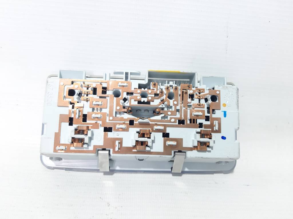 Volt Світильник стельовий задній Chevrolet Volt 2011-2015 20914818 Chevrolet Volt 2