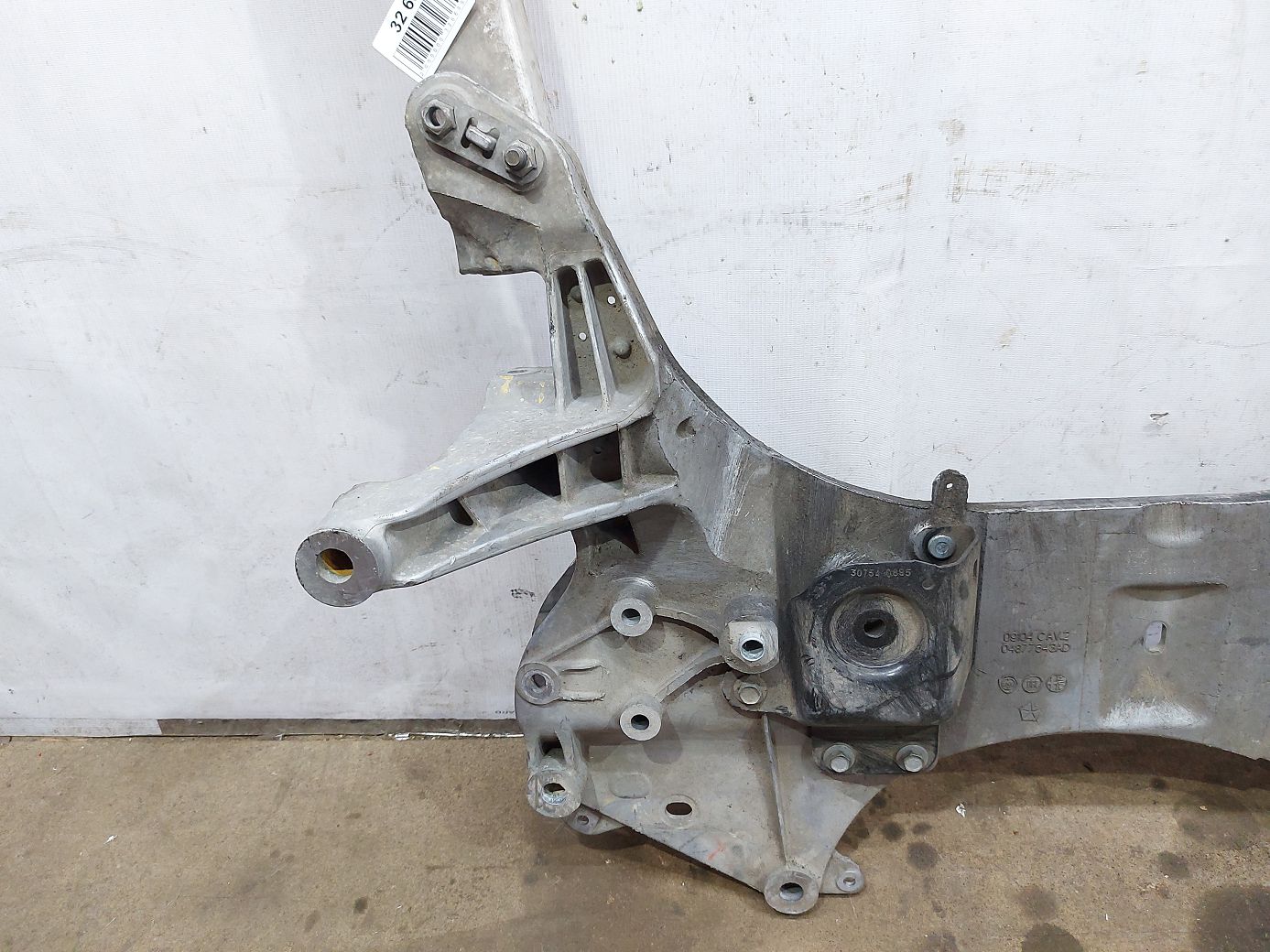 Передній підрамник Chrysler 200 Limited `2015-2017 68080870AE Chrysler 200 Limited 3 Передній підрамник Chrysler 200 Limited `2015-2017 68080870AE Chrysler 200 Limited 3