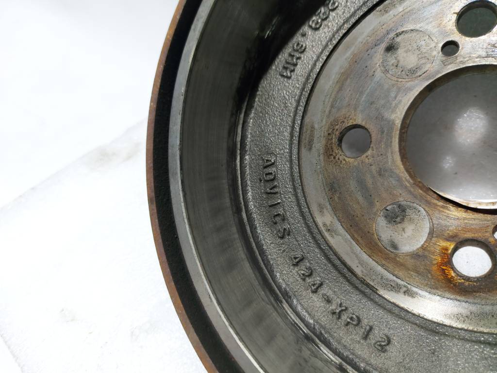 Prius c Барабан гальмівний задній лівий/правий Toyota Prius C 2012-2019 4243152090 Toyota Prius C 6