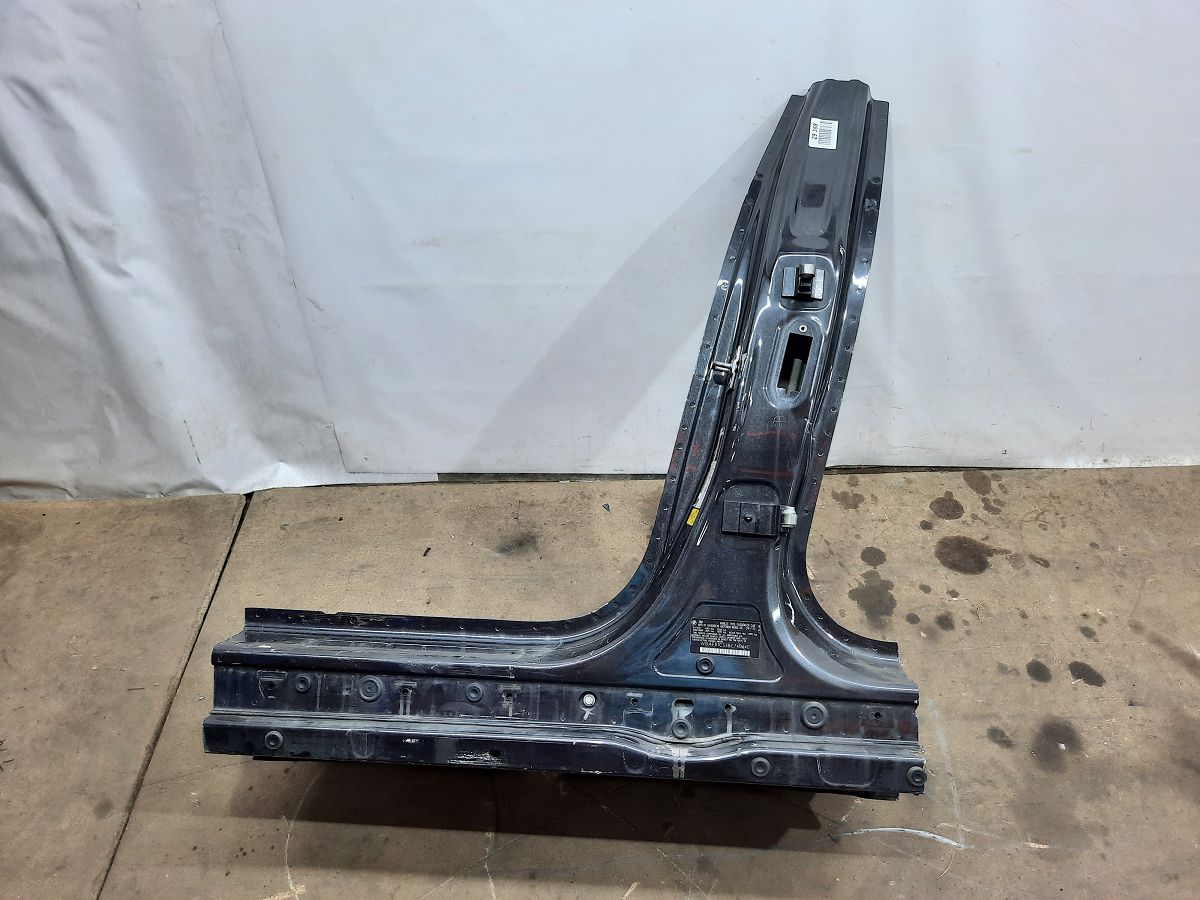 5 series. Стойка центральная левая (металл) BMW 5 series 2011-2016 41217240477 BMW 5 series