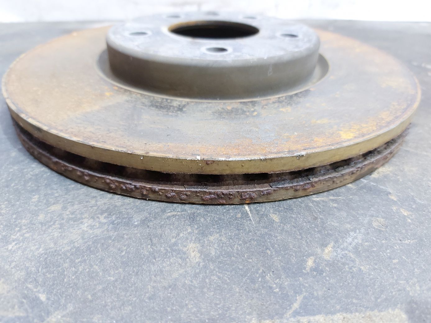 Malibu Диск гальмівний передній лівий/правий Chevrolet Malibu 2016-2021 13537160 Chevrolet Malibu 7