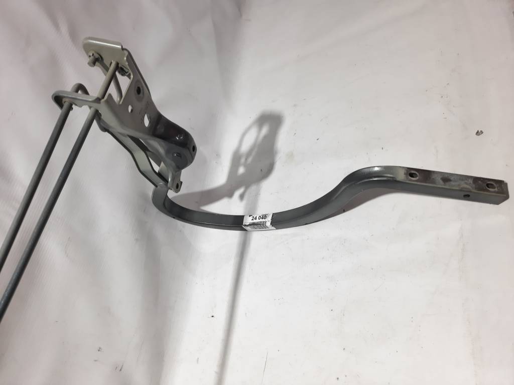 Ats. Петля крышки багажника левая Cadillac ATS 2013-2018 23437692 Cadillac ATS