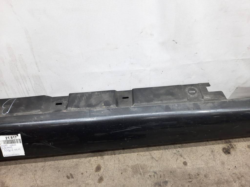 7 series Поріг лівий (пластик) BMW 7 2009-2015 51777225923 BMW 7 7