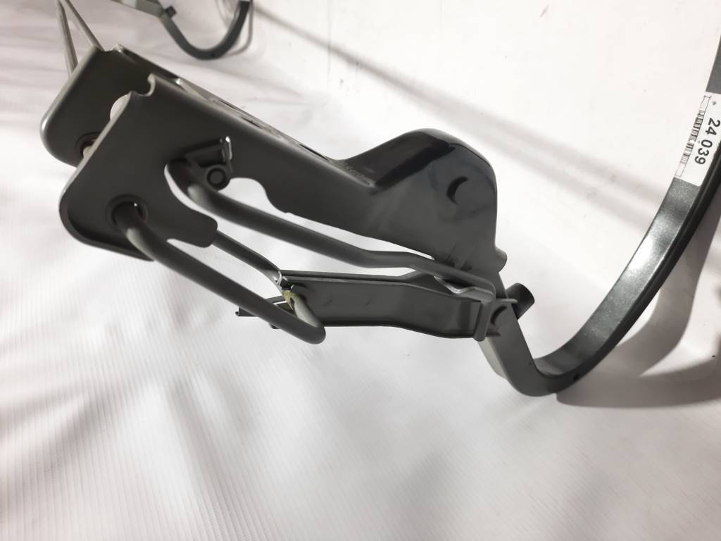 Ats Петля крышки багажника правая Cadillac ATS 2013-2018 23437691 Cadillac ATS 2