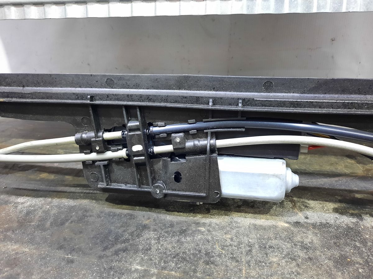 Equinox Люк даху Chevrolet Equinox 2014-2017 23495099 Chevrolet Equinox 3 Equinox Люк даху Chevrolet Equinox 2014-2017 23495099 Chevrolet Equinox 3