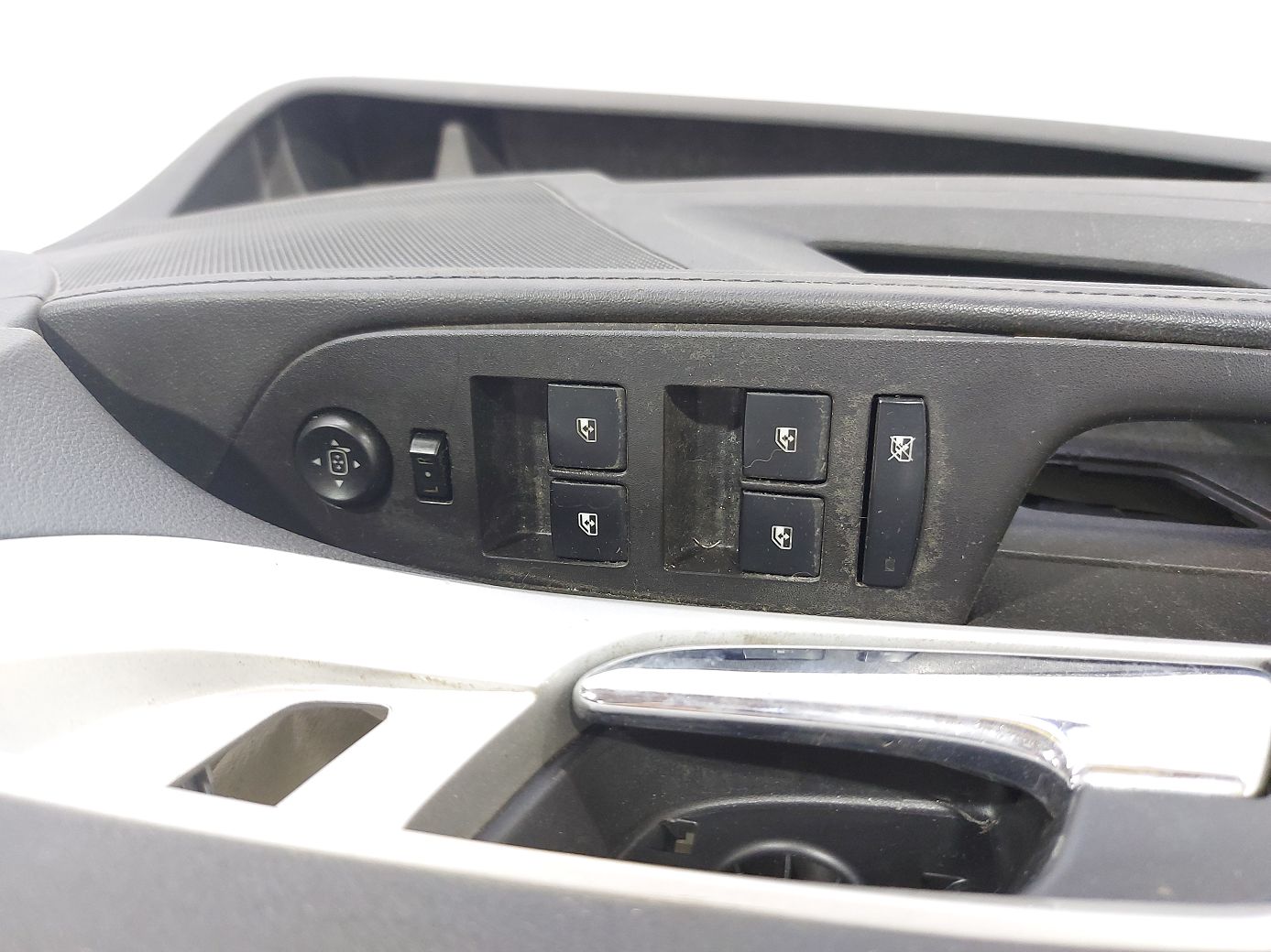 Equinox Карта двери передней левой Chevrolet Equinox 2010-2011 20872522 Chevrolet Equinox 5