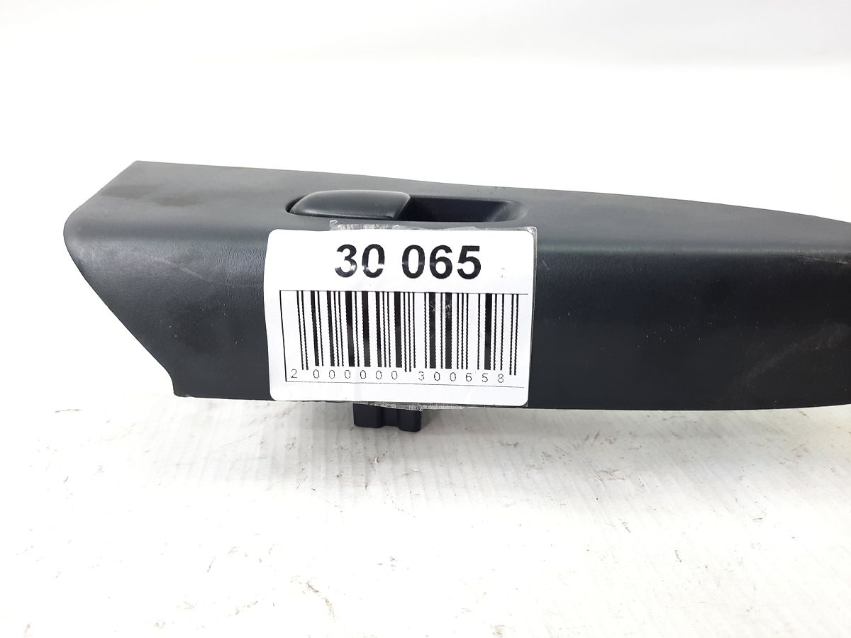 Sentra Кнопка склопідйомника двері задньої лівої Nissan Sentra 2013-2019 829613SG0B Nissan Sentra 5