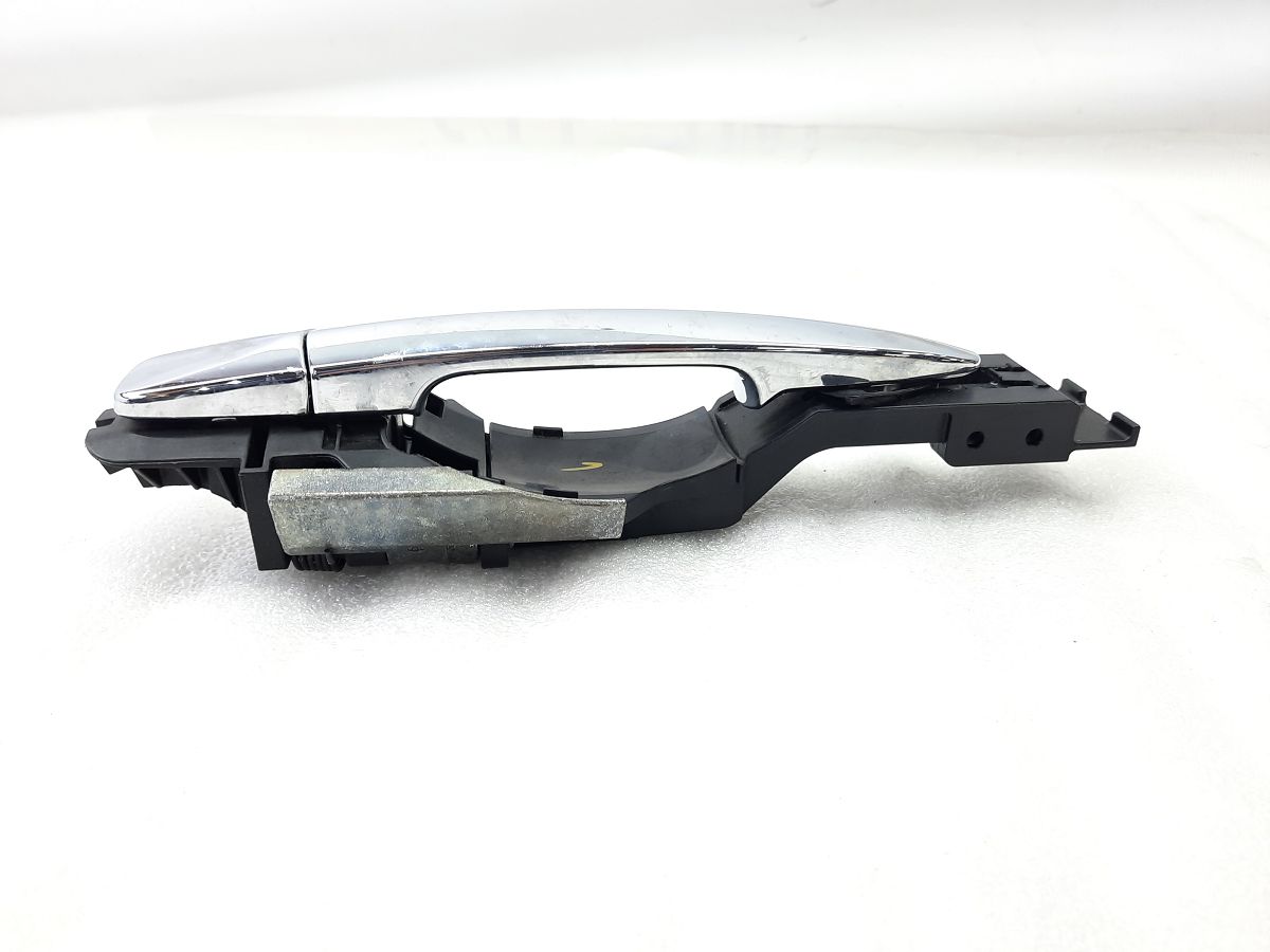 Sentra Ручка дверей передньої/задньої правої/лівої зовнішня (хром) Nissan Sentra 2013-2019 826409N00A Nissan Sentra 7