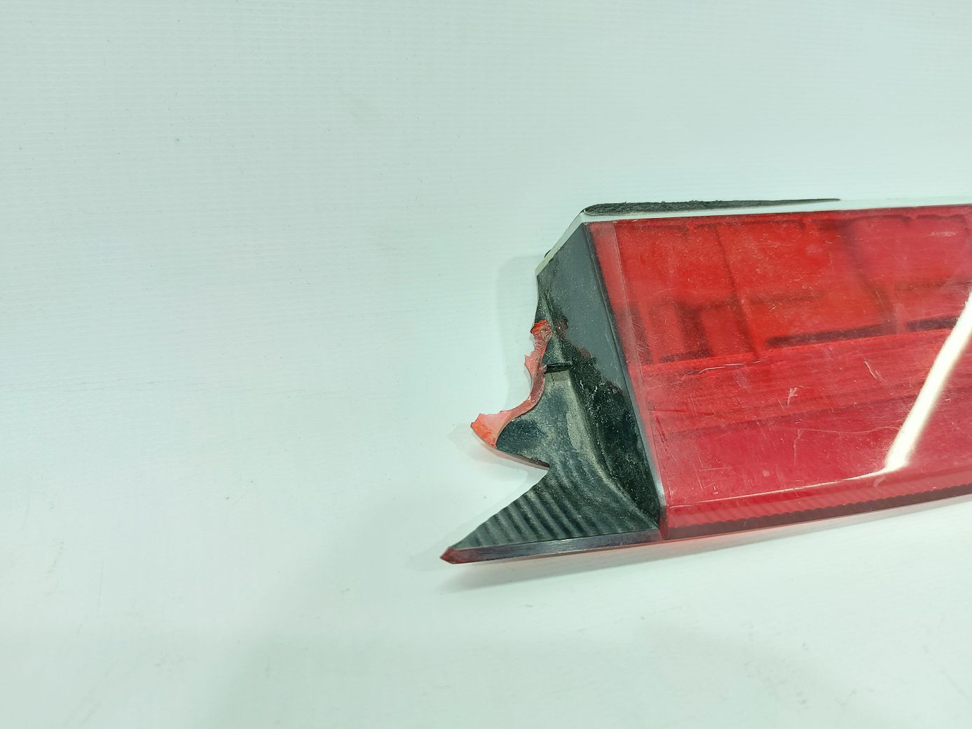 Volt Додатковий сигнал стоп Chevrolet Volt 2011-2015 22765515 Chevrolet Volt 9