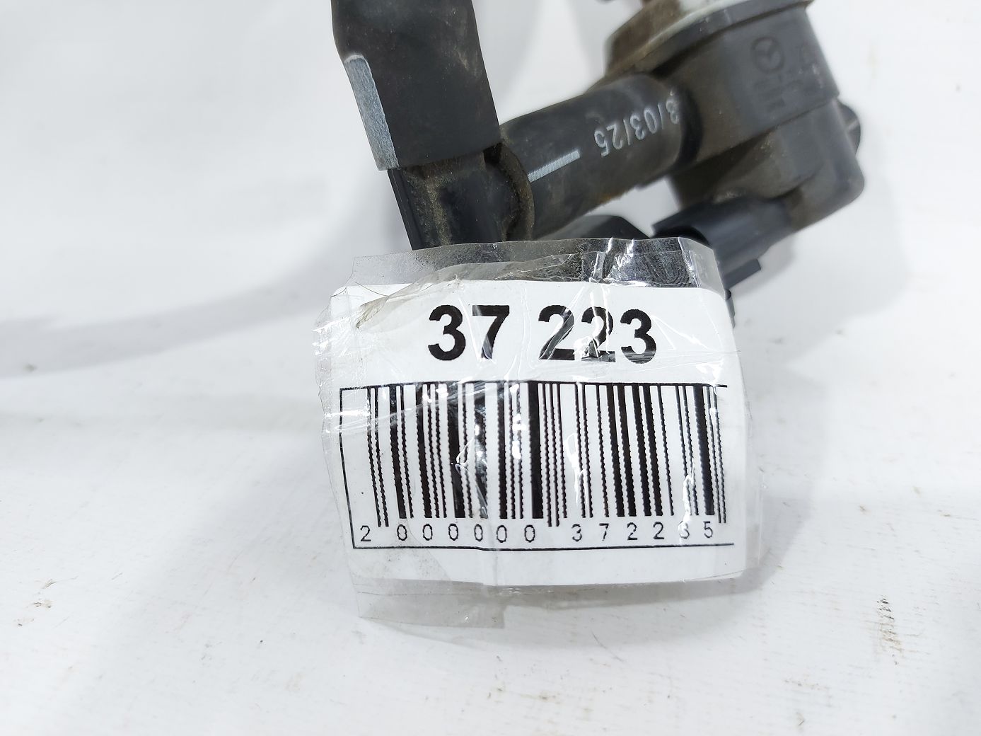 6 Клапан вентиляции топливного бака Mazda 6 2014-2020 PE0118751 Mazda 6 4