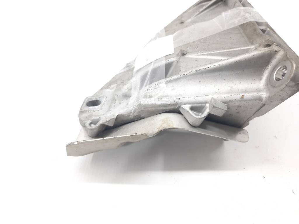 328i xdrive Лапа двигателя правая BMW 328i xDrive 2006-2015 22116770052 BMW 328i xDrive 3