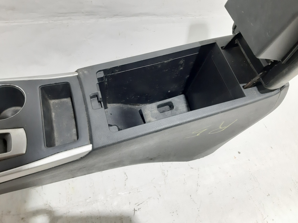 Altima Центральная консоль Nissan Altima 2015 969113TA1B Nissan Altima 3