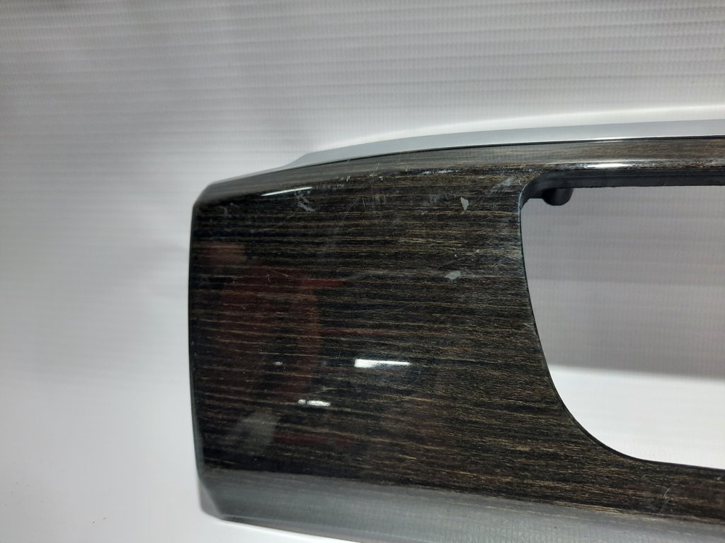 7 series Накладка панелі приладів (декор) BMW 7 2012 9192351 BMW 7 2 7 series Накладка панелі приладів (декор) BMW 7 2012 9192351 BMW 7 2