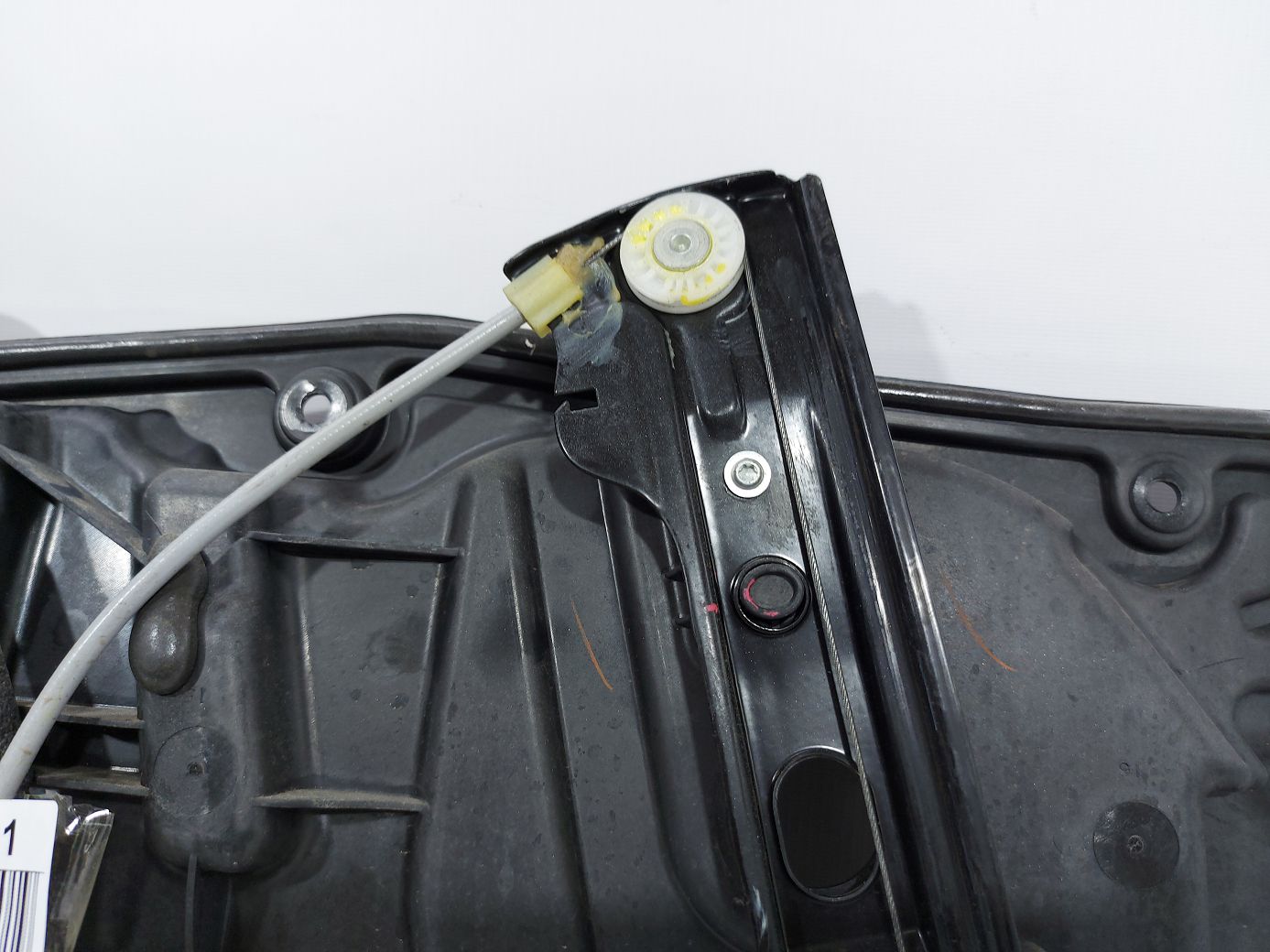 Dart Склопідйомник дверей передньої правої Dodge Dart 2013-2019 68170372AA Dodge Dart 4