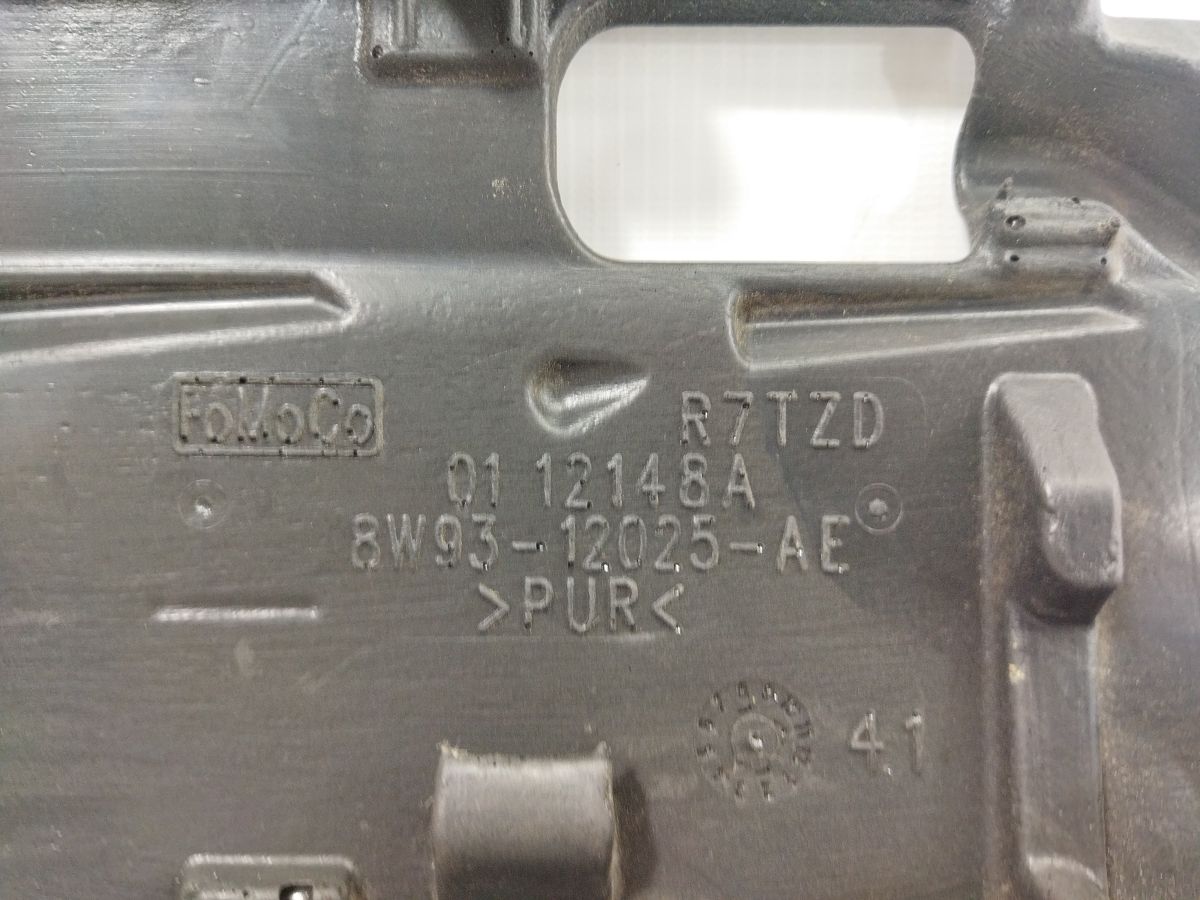 Xf Захист котушок запалювання правий Jaguar XF 2010-2012 8w9312025ae Jaguar XF 5