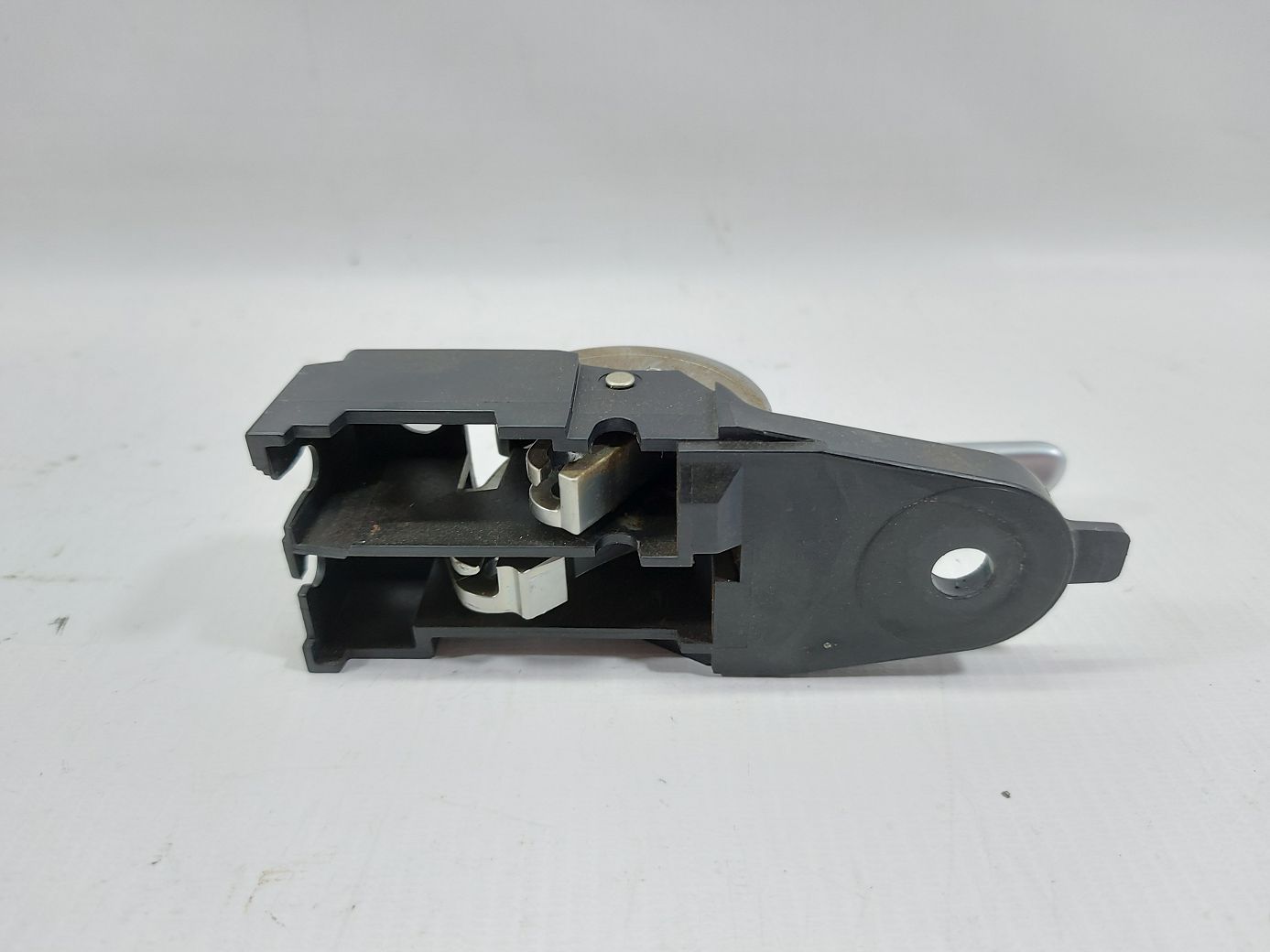 200 Ручка дверей задньої правої внутрішня (сіра) Chrysler 200 2015-2017 68249054AA Chrysler 200 3