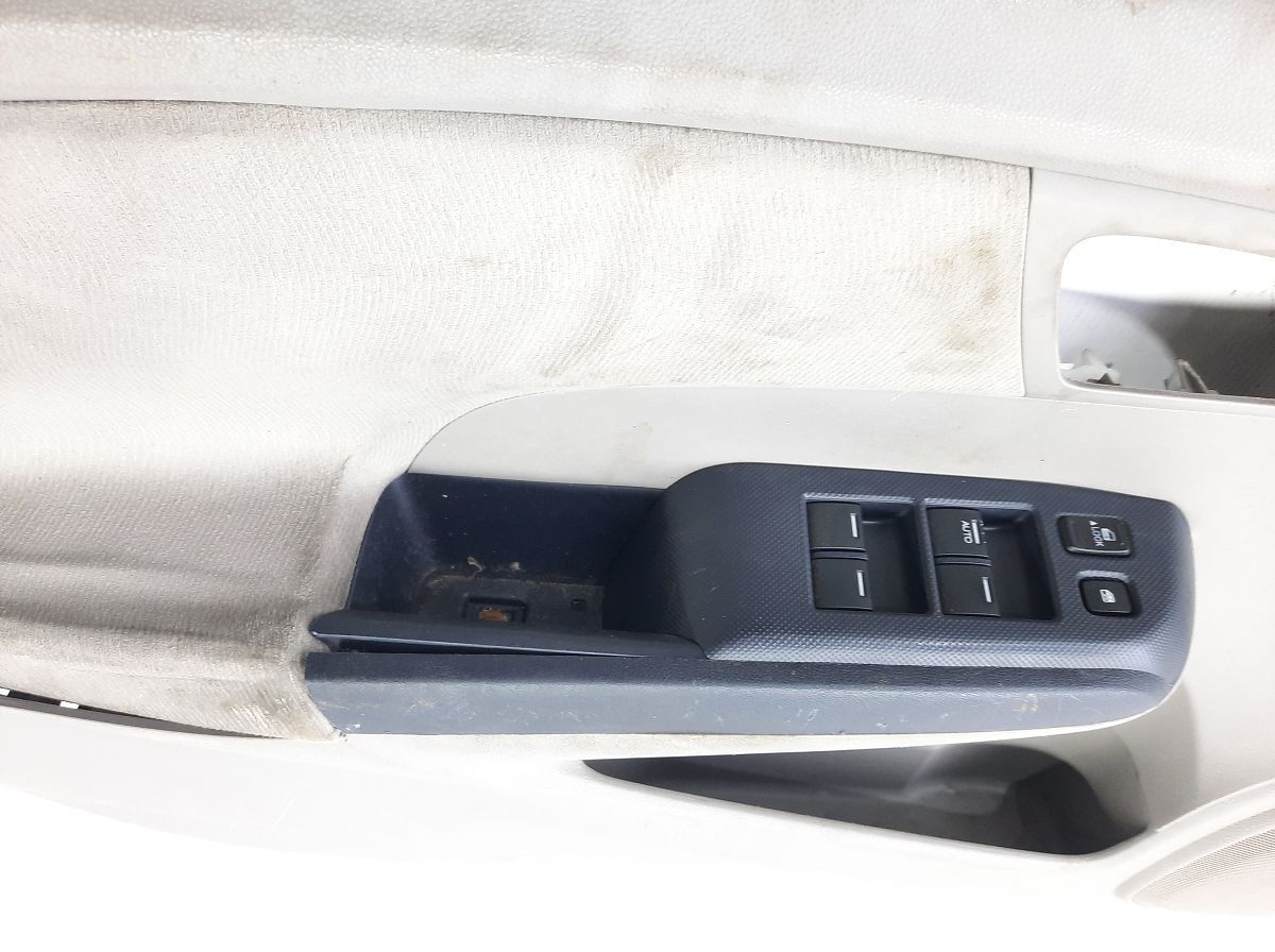 Insight. Карта двери передней левой Honda Insight 2010 83580TM8A03ZA Honda Insight