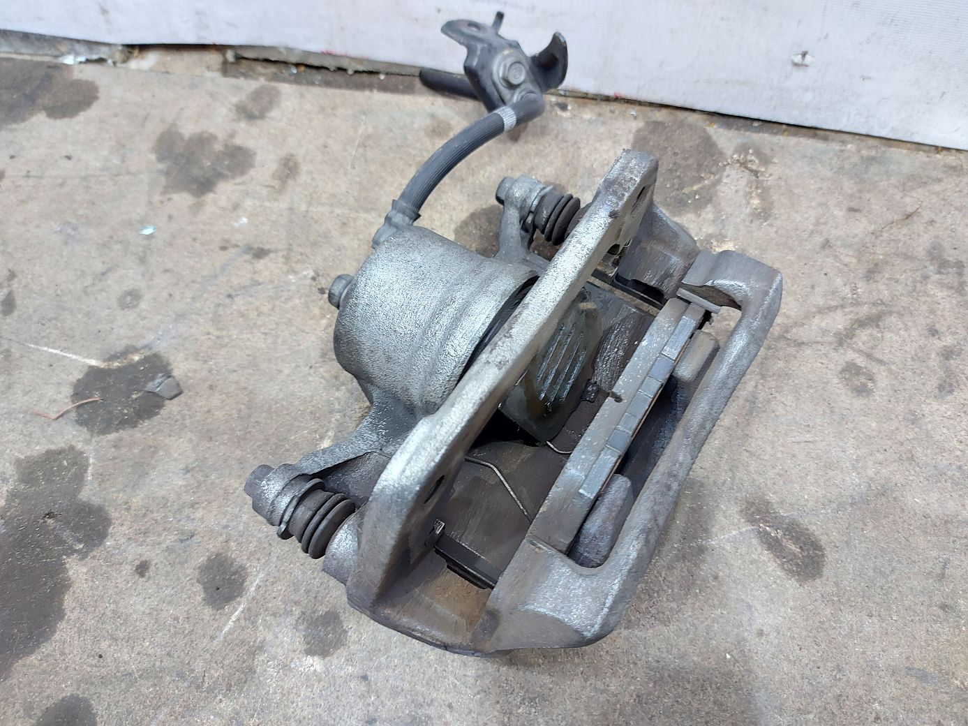 Accord Суппорт тормозной передний правый Honda Accord Sedan 2008-2020 45018T2FA00RMN Honda Accord Sedan 5