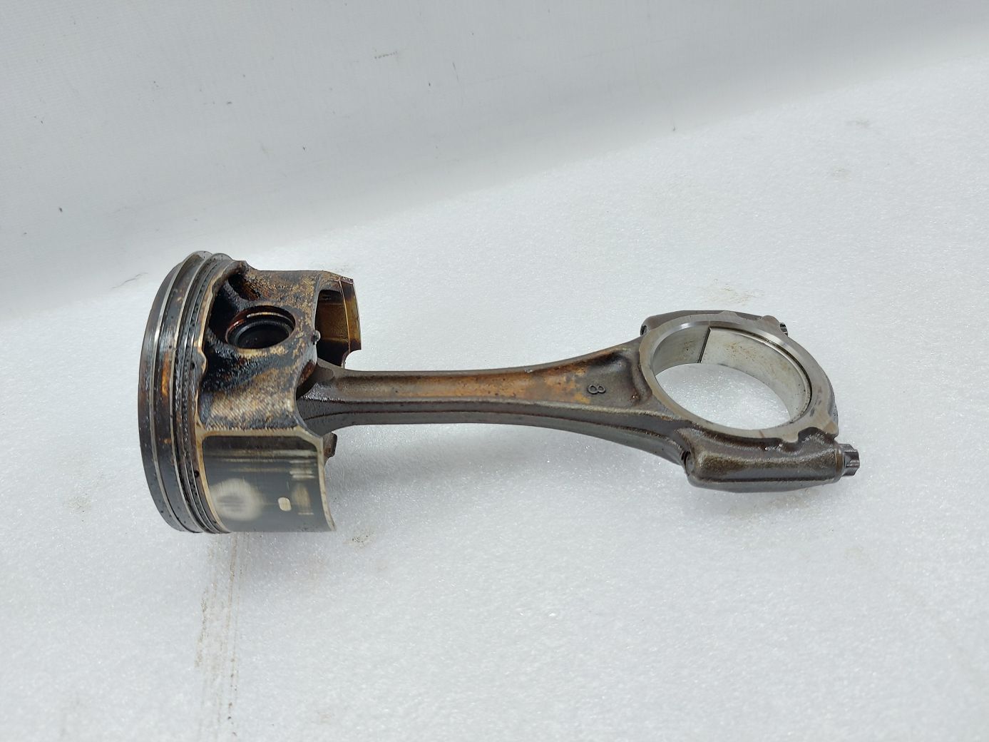 6 Шатун с поршнем Mazda 6 2014-2021 PY0111210 Mazda 6 2