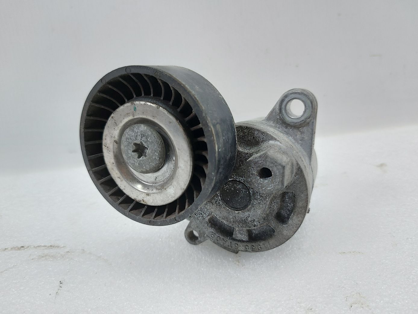 Altima. Ролик натяжний ременя генератора Nissan Altima 2013-2018 119553TA9D Nissan Altima