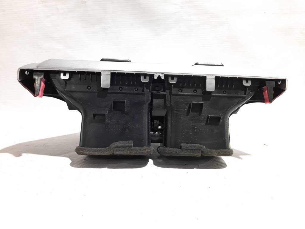 Scion iq Центральный воздуховод Toyota Scion IQ 2012-2015 5567074010C0 Toyota Scion IQ 3