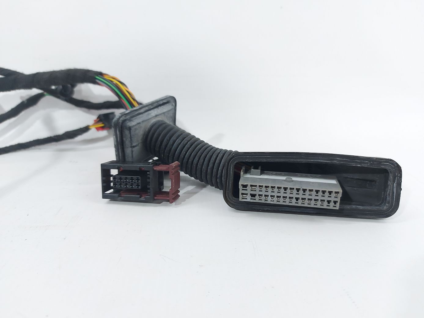 Encore Проводка двери передней левой Buick Encore 2013 95298731 Buick Encore 2