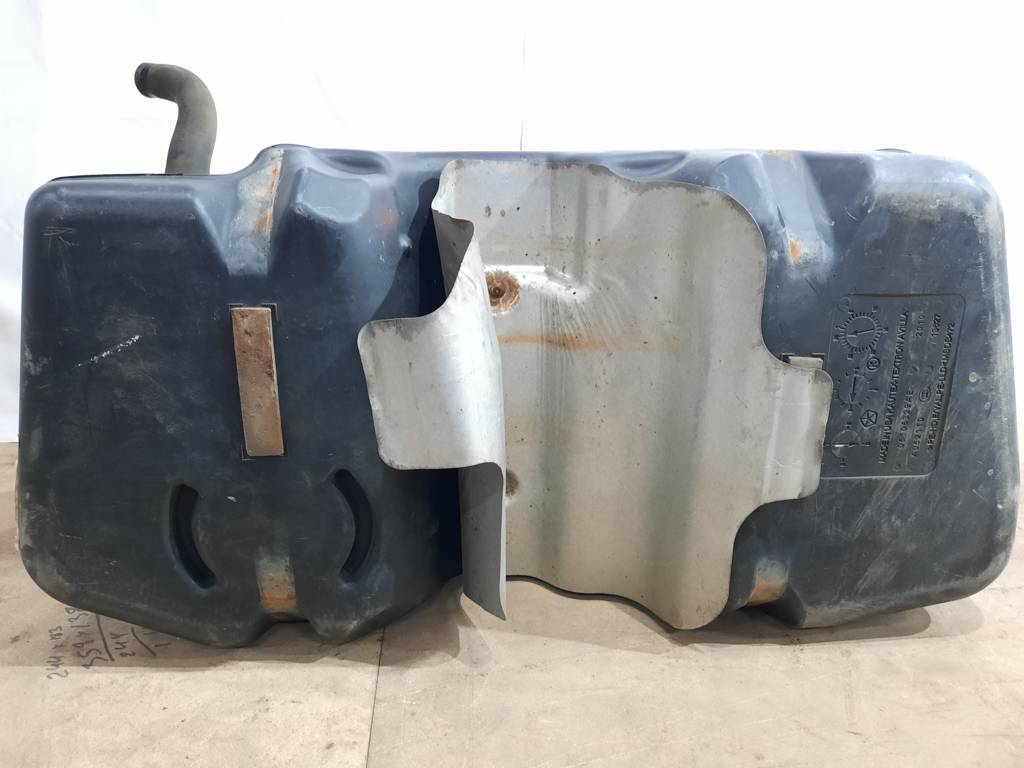 Compass Паливний бак Jeep Compass 2012-2017 68104392AD Jeep Compass 14