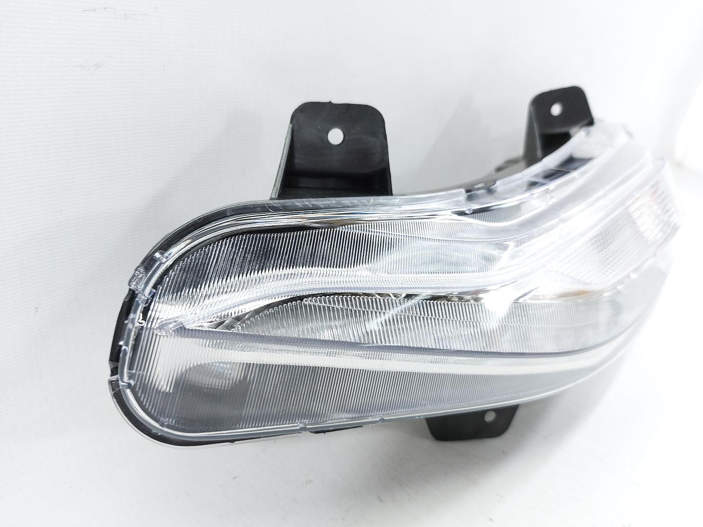 Противотуманные фары и дхо Дневной ходовой огонь правый Chevrolet Malibu 2019-2021 84575552 Chevrolet Malibu 3