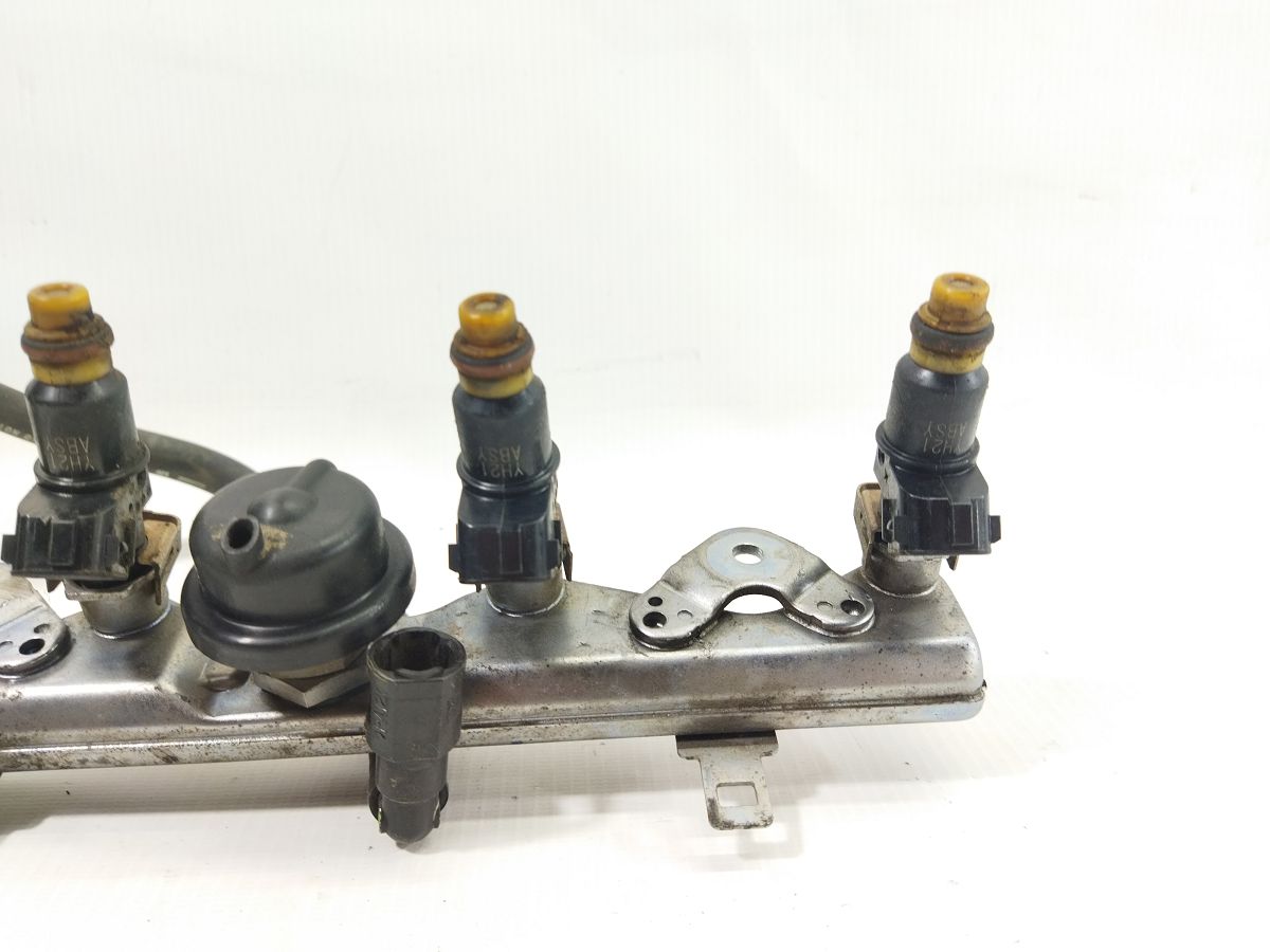 Insight Паливна рейка з форсунками Honda Insight 2010-2014 16620RBJA01 Honda Insight 3