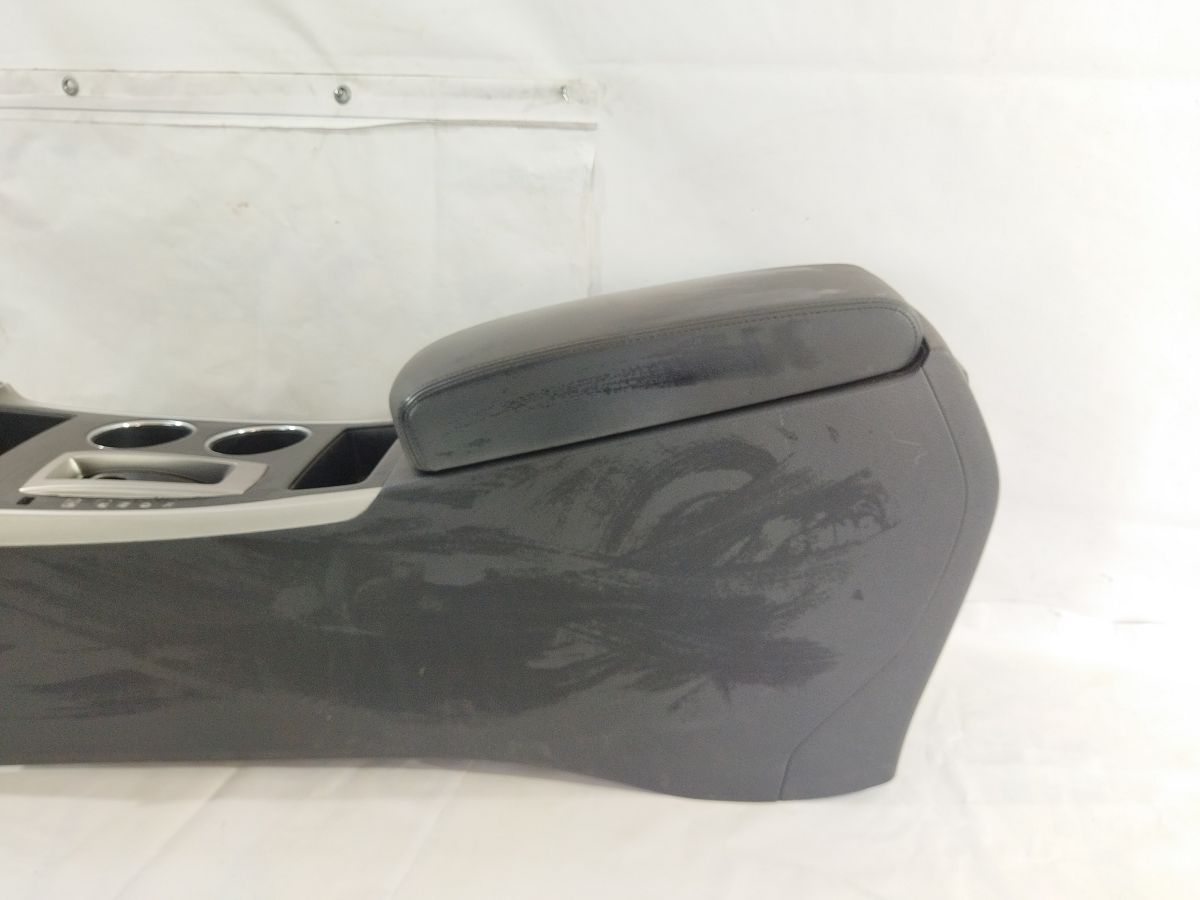 Altima Центральная консоль Nissan Altima 2015 969113TA1A Nissan Altima 2