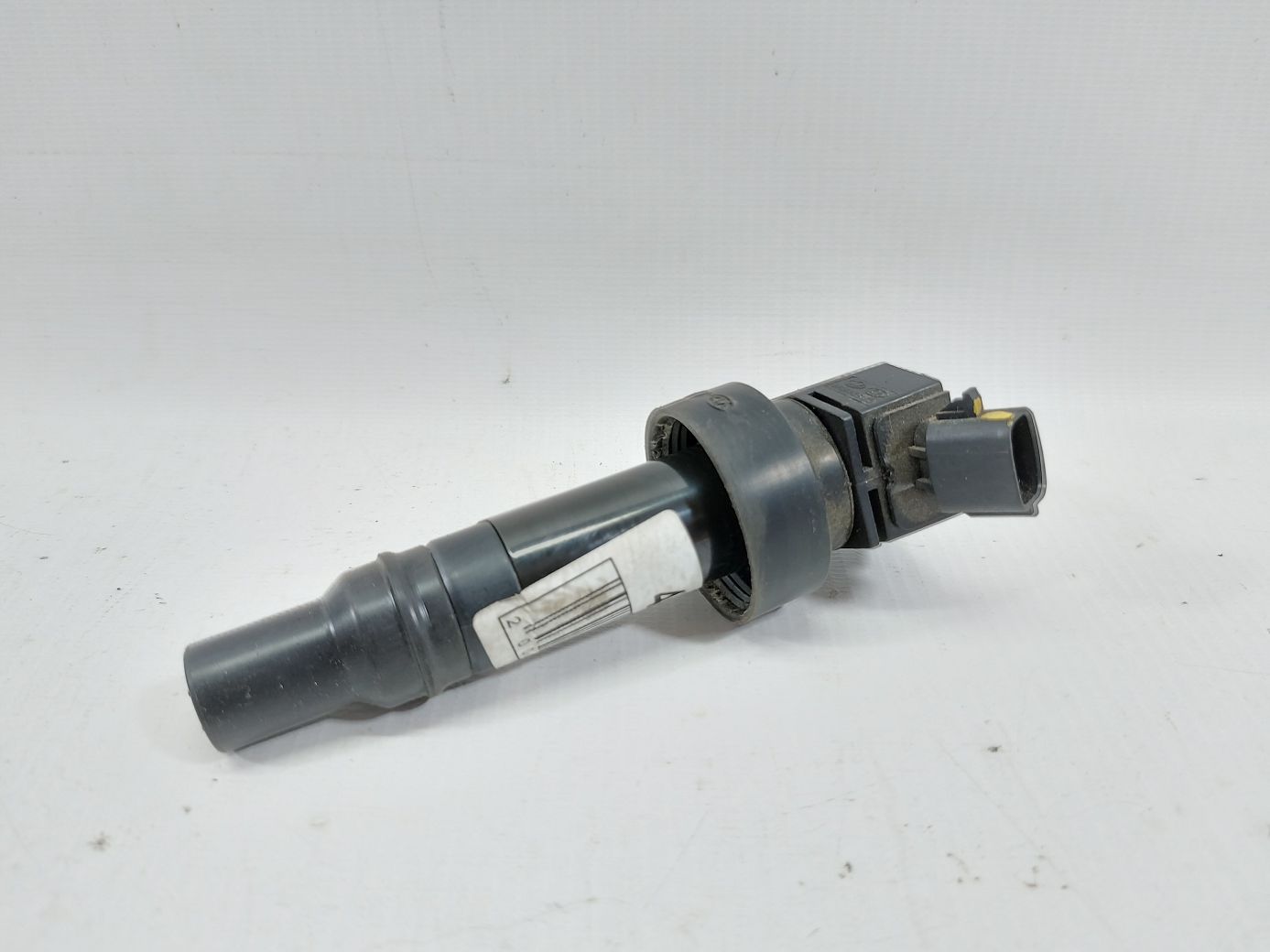 Veloster. Катушка зажигания Hyundai Veloster 2012-2017 273012B100 Hyundai Veloster